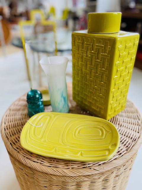 Decor soulmates neon yellow vase & Indigenous plate and turquoise blue tall & short vases